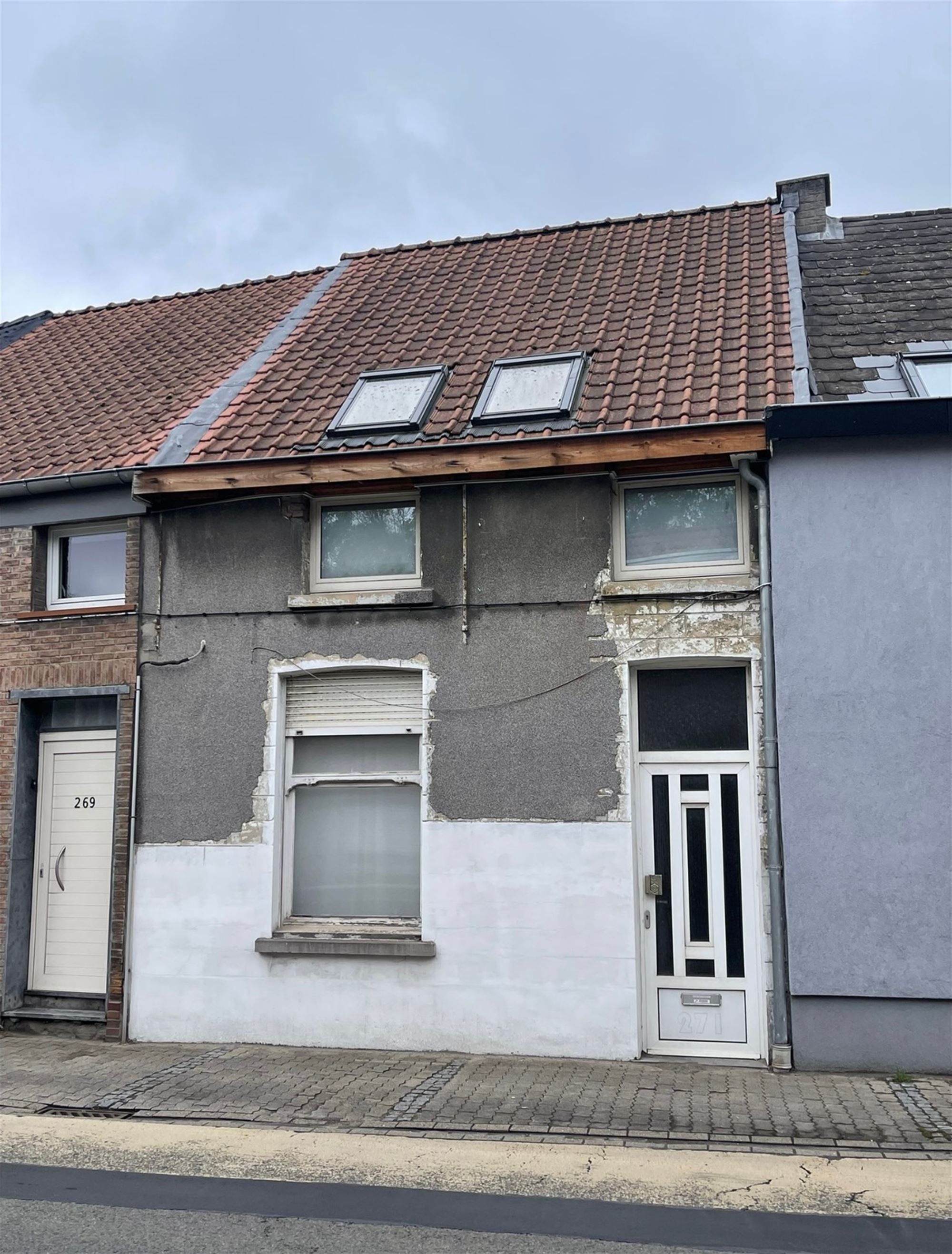 Te renoveren woning met tuin!