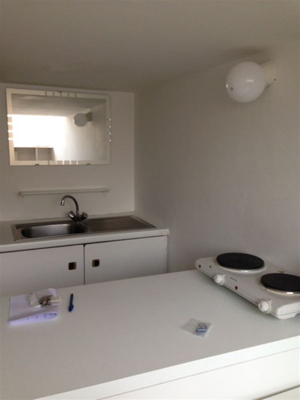 Image 4 : Flat (students only) IN 1000 bruxelles (Belgium) - Price Price on demand