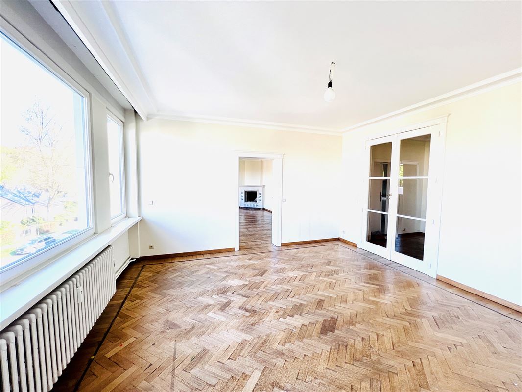 Image 8 : Appartement à 1180 UCCLE (Belgique) - Prix 1.600 €
