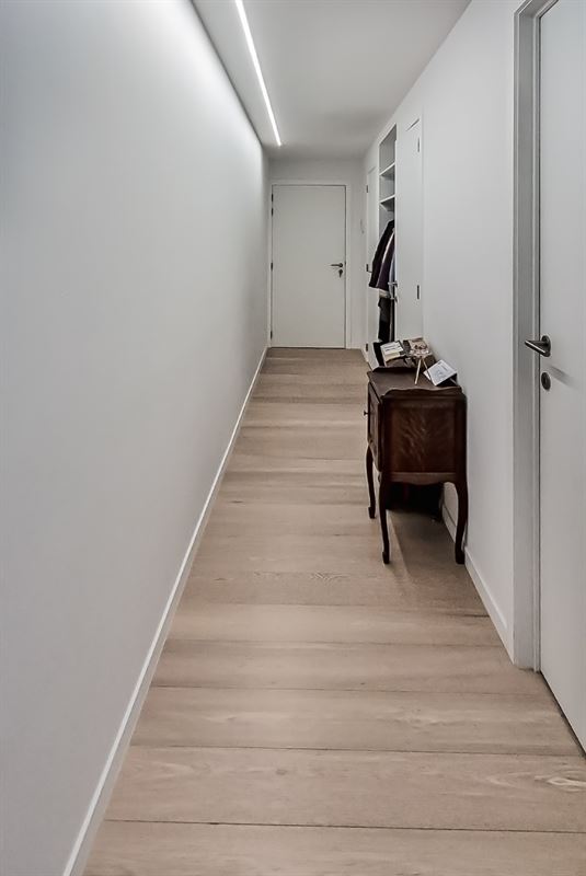 Image 6 : Apartment IN 1180 UCCLE (Belgium) - Price 1.325 €