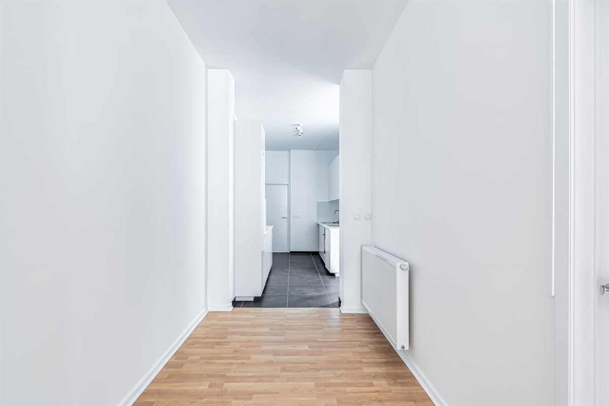Image 9 : Appartement à 1050 IXELLES (Belgique) - Prix 1.450 €