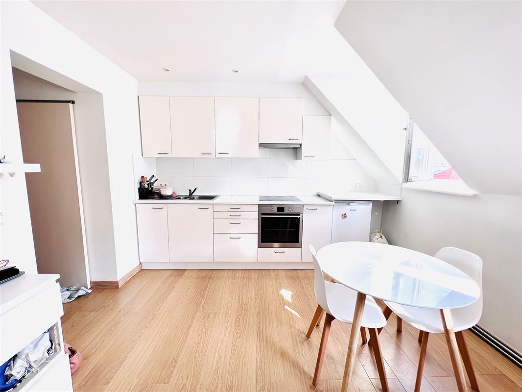 Image 2 : Apartment IN 1050 IXELLES (Belgium) - Price 750 €