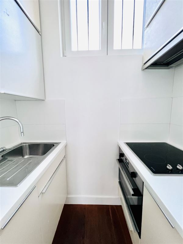 Image 4 : Apartment IN 1000 BRUXELLES (Belgium) - Price 825 €