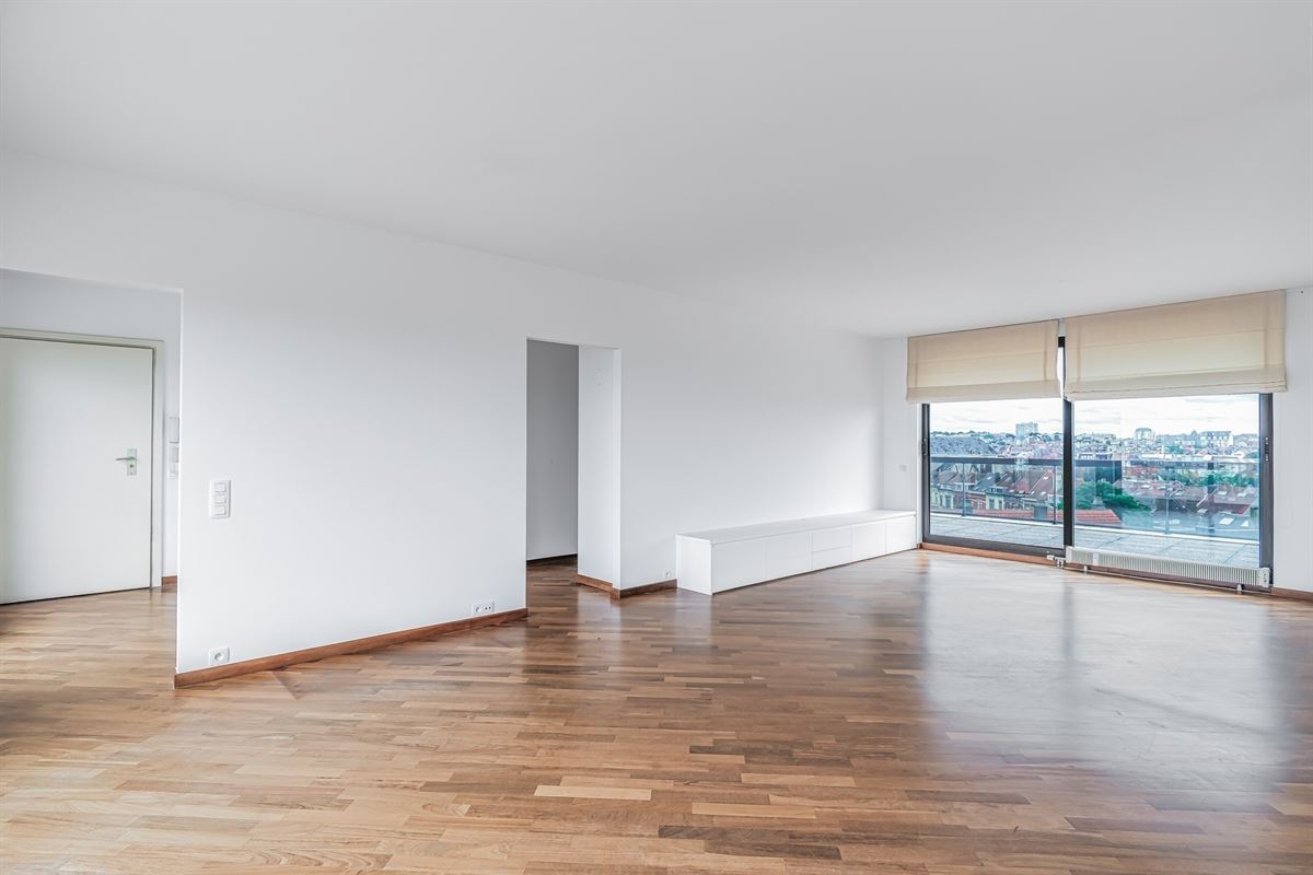 Image 3 : Appartement à 1050 IXELLES (Belgique) - Prix 2.300 €