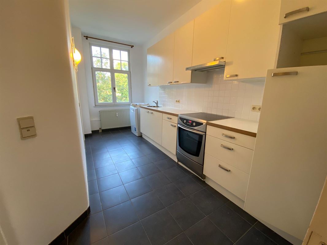 Image 5 : Apartment IN 1180 uccle (Belgium) - Price 1.100 €