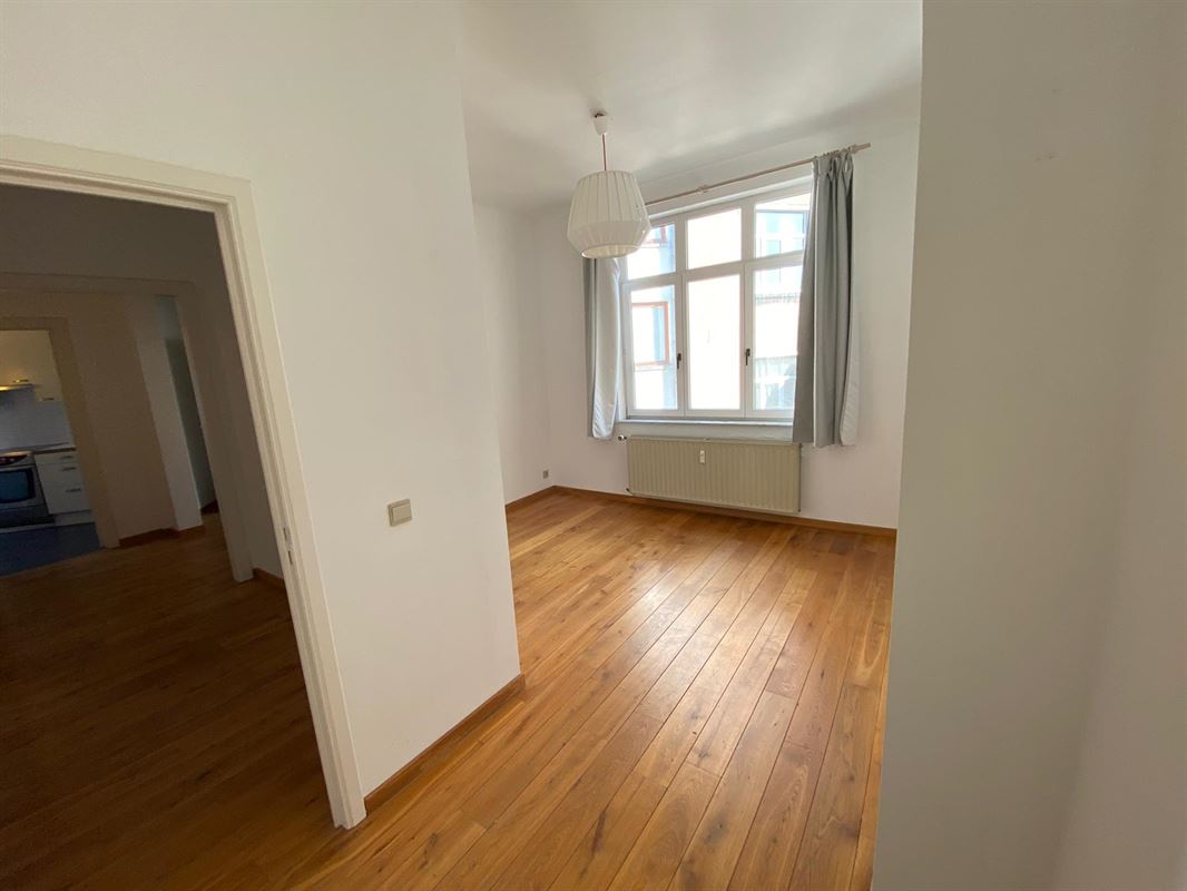 Image 7 : Apartment IN 1180 uccle (Belgium) - Price 1.100 €