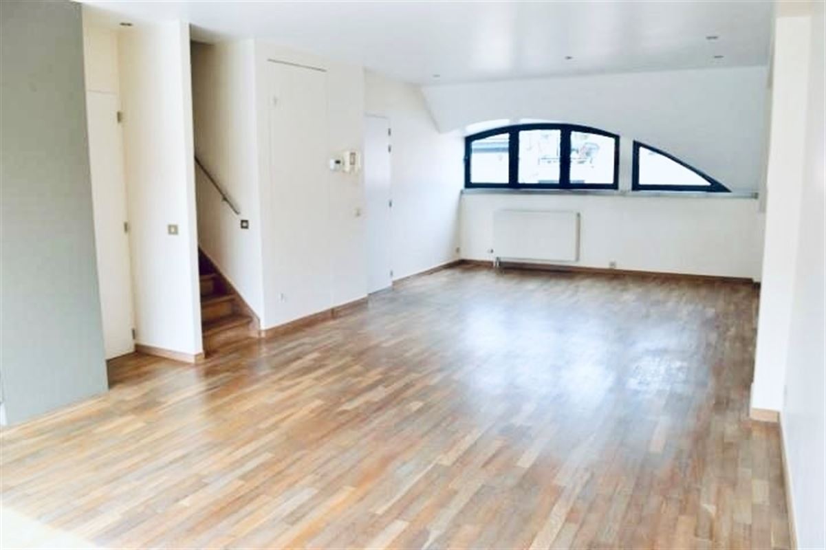 Image 4 : Apartment IN 1050 IXELLES (Belgium) - Price 1.300 €
