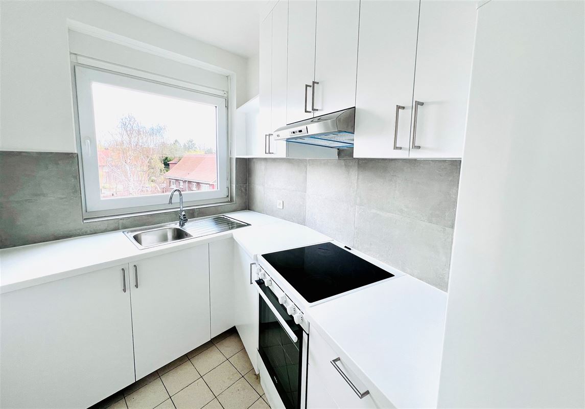 Image 4 : Apartment IN 1200 WOLUWÉ-SAINT-LAMBERT (Belgium) - Price 700 €