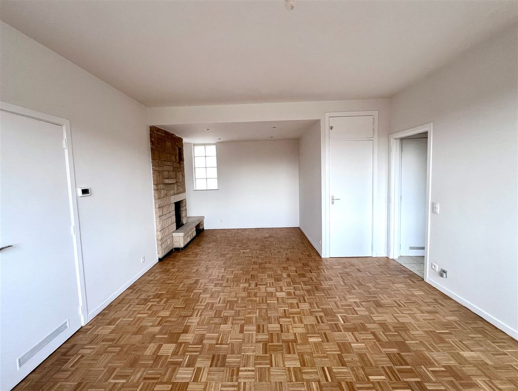 Foto 2 : Appartement te 1200 WOLUWÉ-SAINT-LAMBERT (België) - Prijs € 700