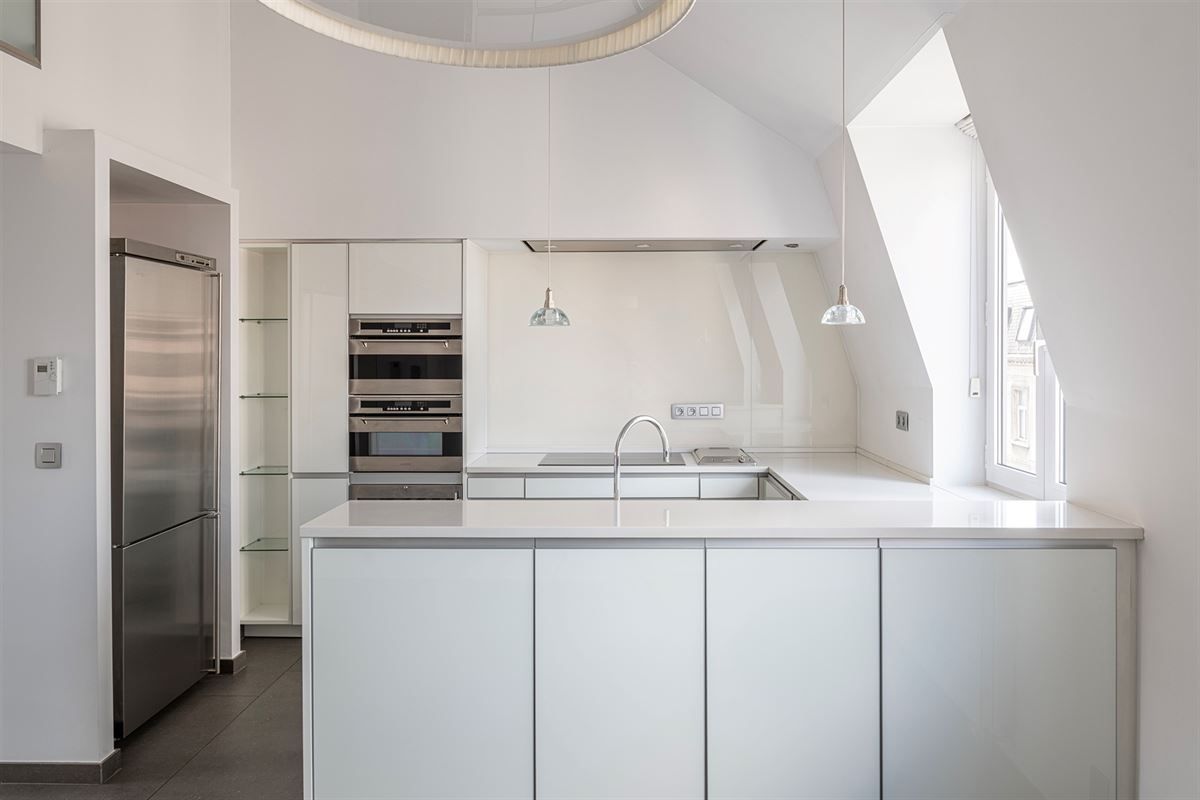 Image 3 : Appartement à 1000 BRUXELLES (Belgique) - Prix 1.400 €