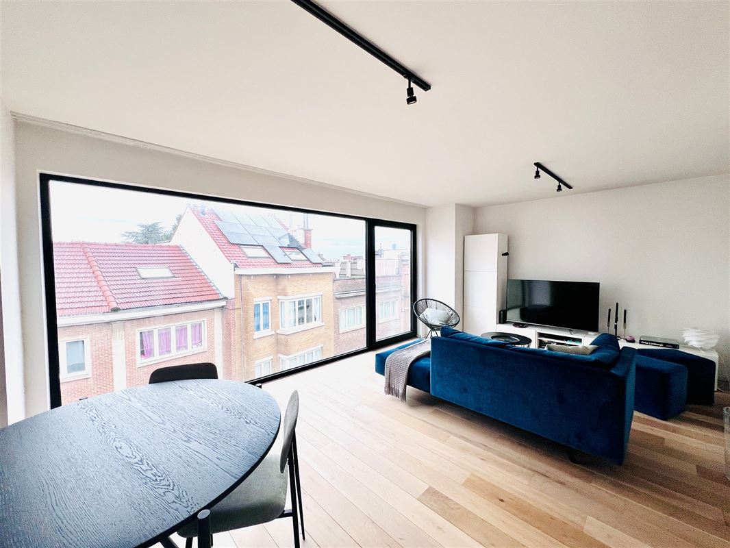 Image 2 : Appartement à 1150 WOLUWE-SAINT-PIERRE (Belgique) - Prix 1.250 €