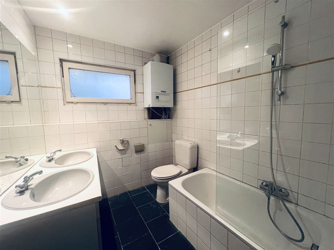 Image 10 : Appartement à 1200 WOLUWE-SAINT-LAMBERT (Belgique) - Prix 1.250 €