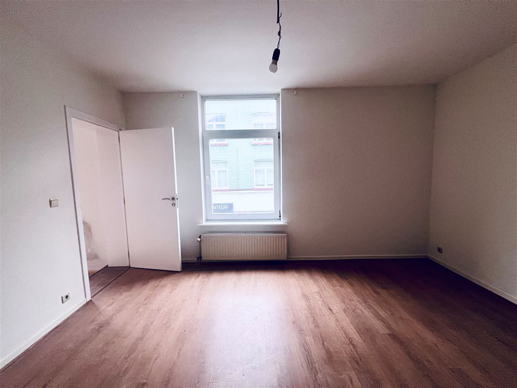 Image 8 : Appartement à 1200 WOLUWE-SAINT-LAMBERT (Belgique) - Prix 1.250 €