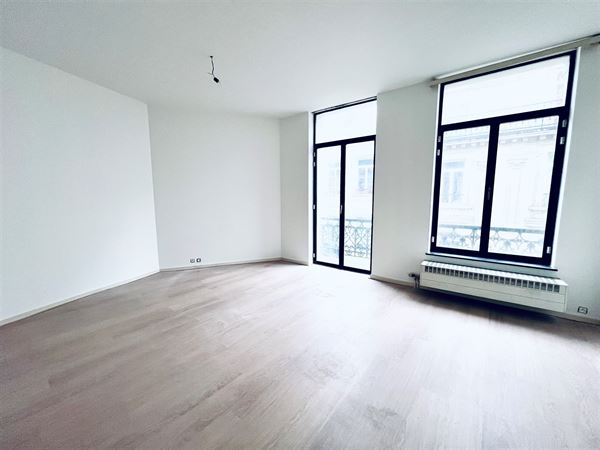 Appartement à 1000 BRUXELLES (Belgique) - Prix 875 €