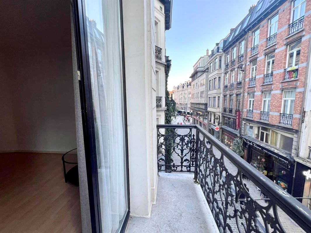 Image 2 : Appartement à 1000 BRUXELLES (Belgique) - Prix 875 €
