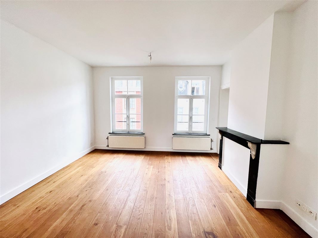 Image 2 : Appartement à 1000 BRUXELLES (Belgique) - Prix 890 €