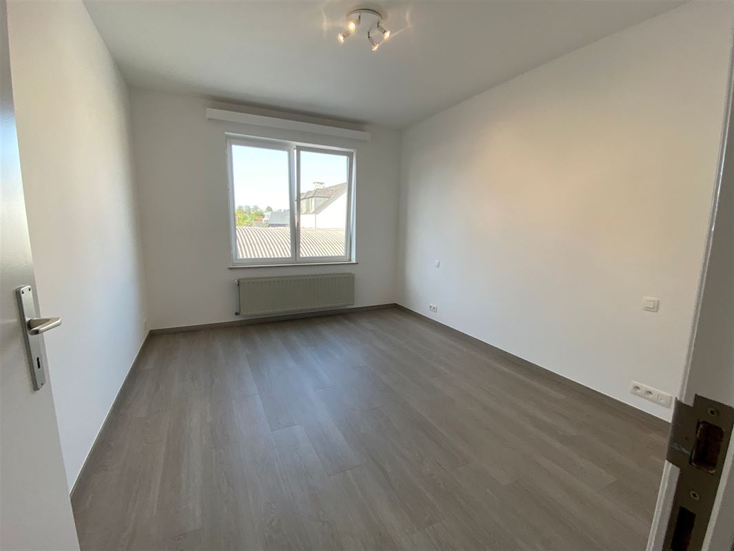 Image 6 : Appartement à 1410 waterloo (Belgique) - Prix 1.250 €