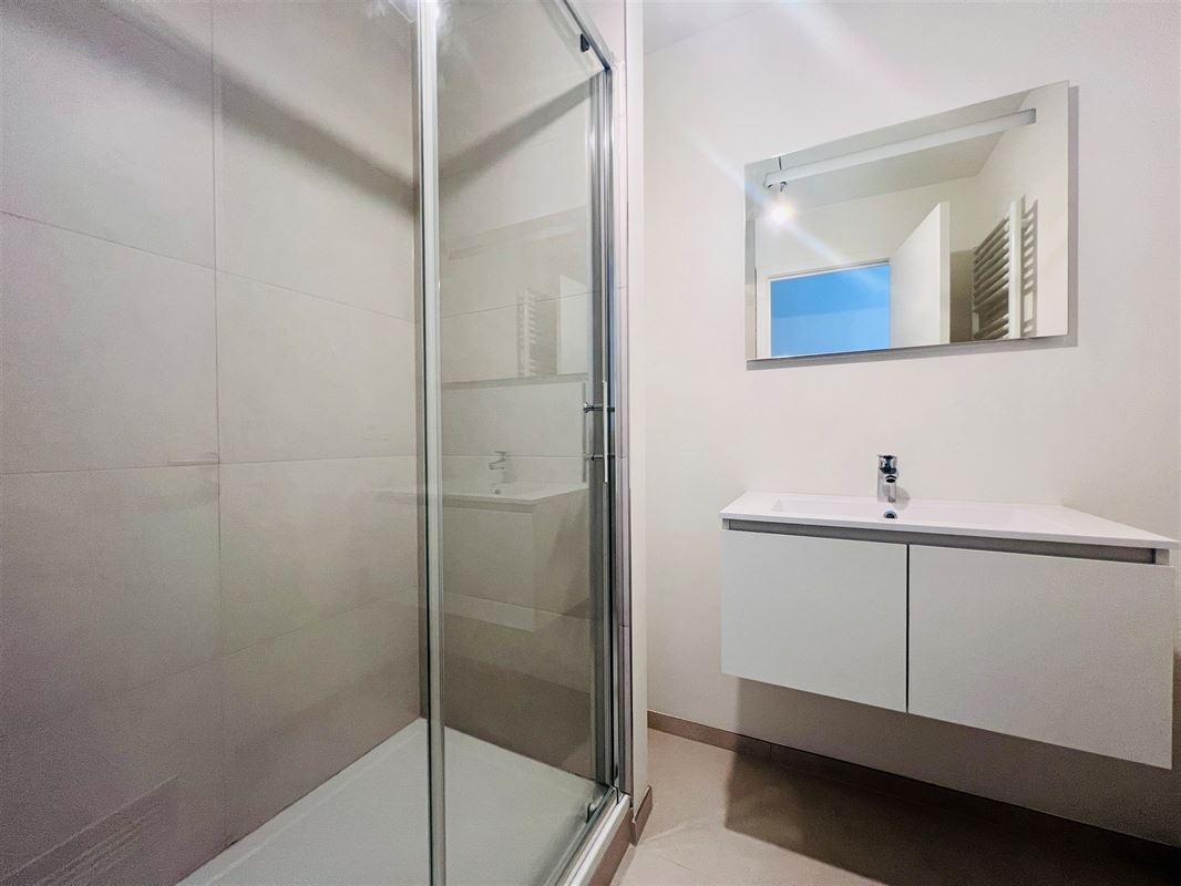 Image 7 : Appartement à 1050 IXELLES (Belgique) - Prix 1.690 €
