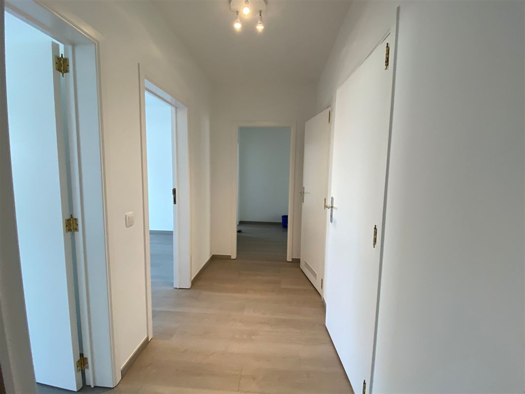 Image 10 : Appartement à 1410 waterloo (Belgique) - Prix 1.250 €