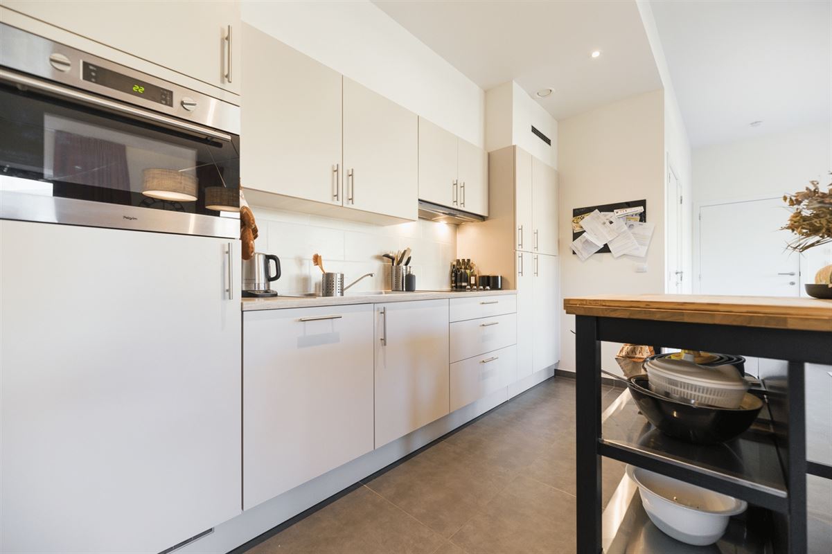 Image 8 : Appartement à 1200 WOLUWE-SAINT-LAMBERT (Belgique) - Prix 1.380 €