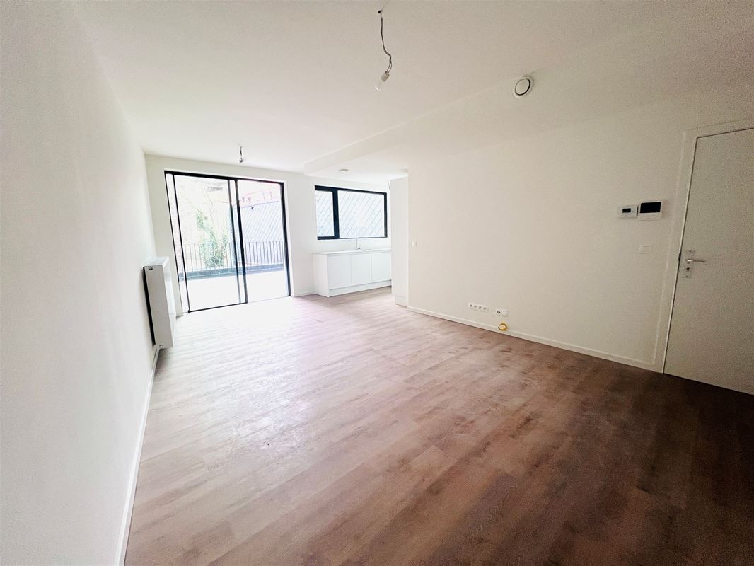 Image 7 : Appartement à 1050 IXELLES (Belgique) - Prix 1.475 €