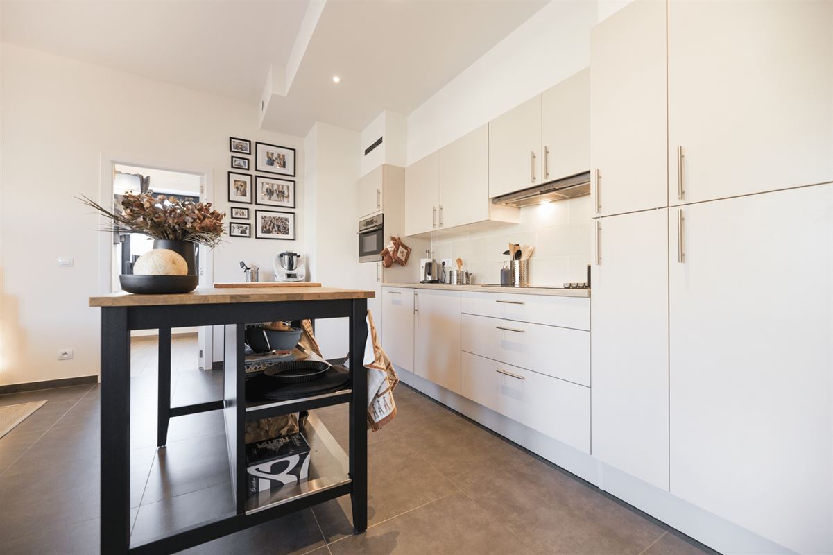 Image 9 : Appartement à 1200 WOLUWE-SAINT-LAMBERT (Belgique) - Prix 1.380 €