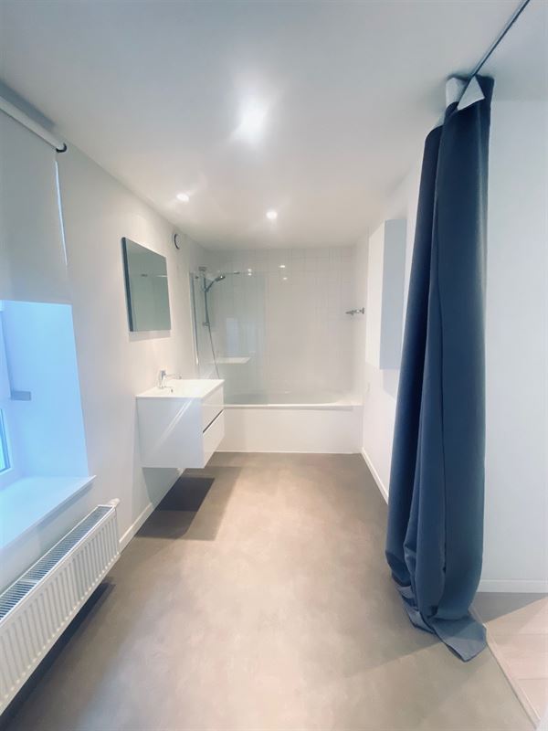 Image 8 : Duplex IN 1050 IXELLES (Belgium) - Price 1.250 €