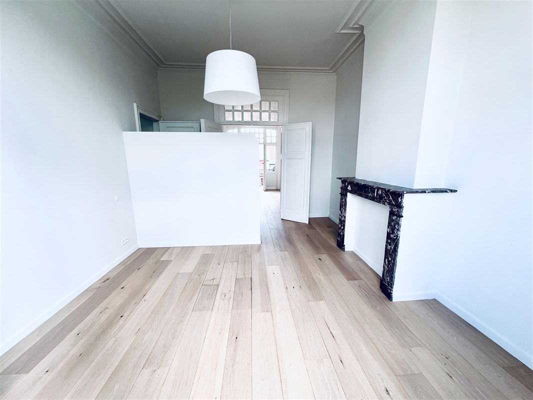Image 3 : Apartment IN 1050 IXELLES (Belgium) - Price 1.225 €