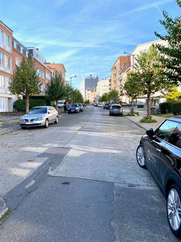 Image 19 : Apartemnt with garden IN 1050 IXELLES (Belgium) - Price 1.100 €
