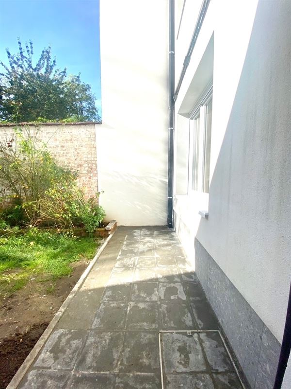 Image 6 : Apartemnt with garden IN 1050 IXELLES (Belgium) - Price 1.100 €
