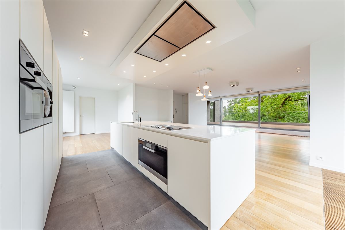 Image 10 : Appartement à 1050 IXELLES (Belgique) - Prix 3.450 €