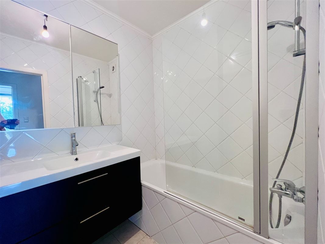 Image 10 : Appartement à 1200 WOLUWE-SAINT-LAMBERT (Belgique) - Prix 1.485 €