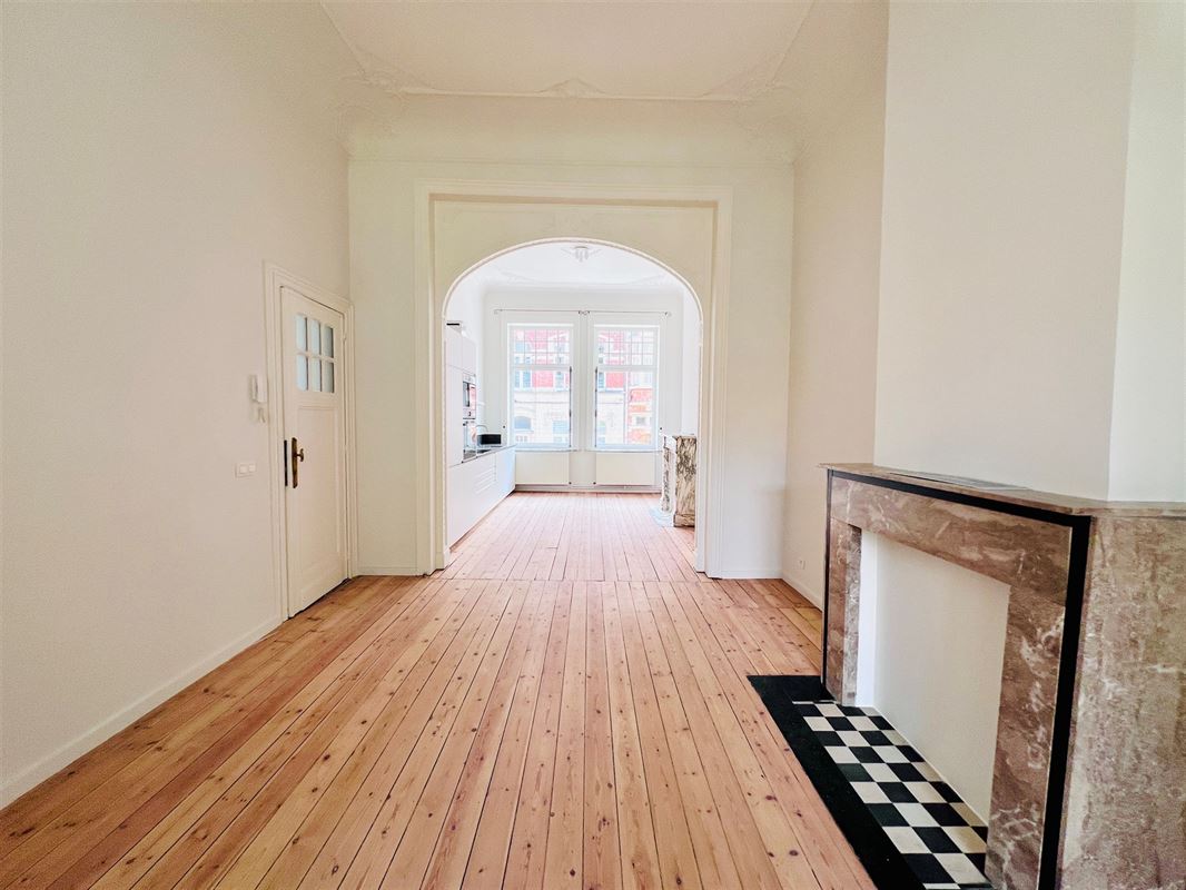 Image 2 : Apartment IN 1050 IXELLES (Belgium) - Price 1.225 €