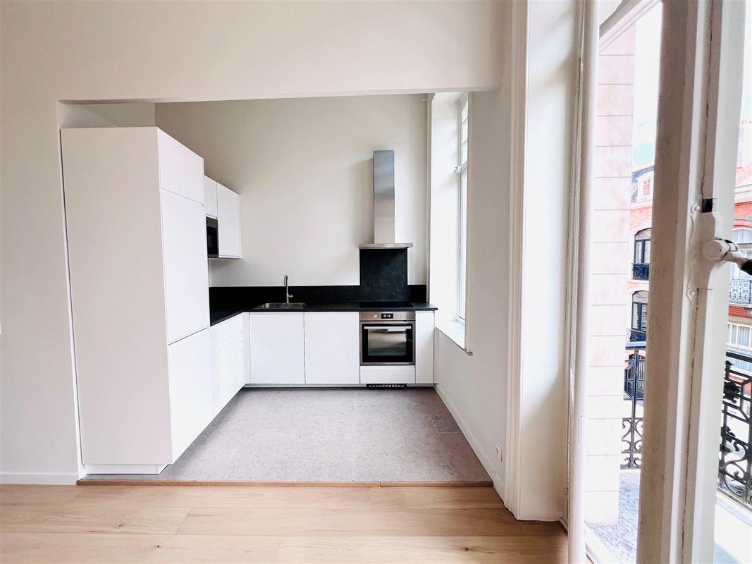 Image 4 : Apartment IN 1050 IXELLES (Belgium) - Price 1.200 €