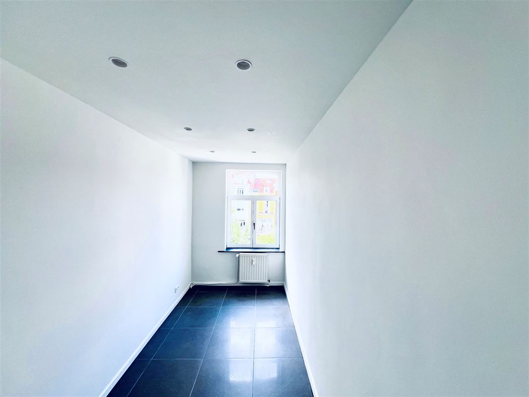 Image 8 : Apartment IN 1050 IXELLES (Belgium) - Price 1.225 €