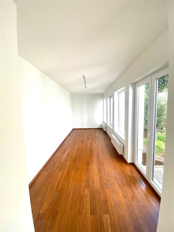 Image 3 : Apartemnt with garden IN 1050 IXELLES (Belgium) - Price 1.100 €