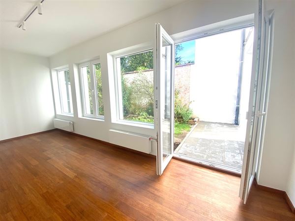 Appartement avec jardin à 1050 IXELLES (Belgique) - Prix 1.100 €
