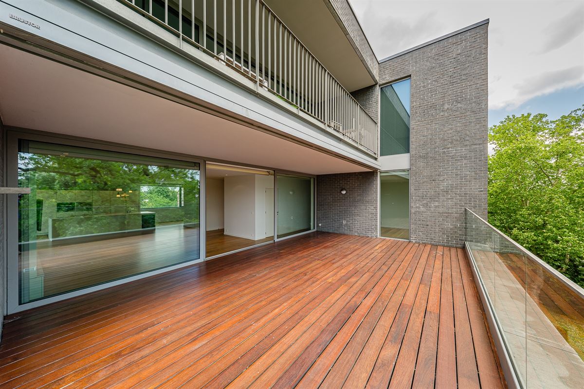 Image 4 : Appartement à 1050 IXELLES (Belgique) - Prix 3.450 €