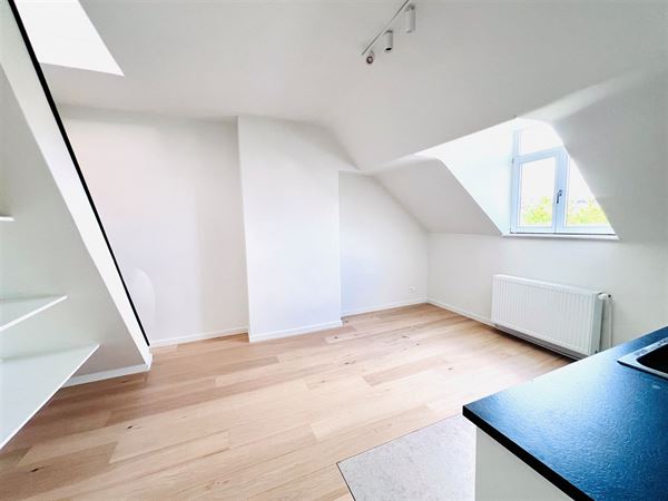 Appartement à 1050 IXELLES (Belgique) - Prix 885 €
