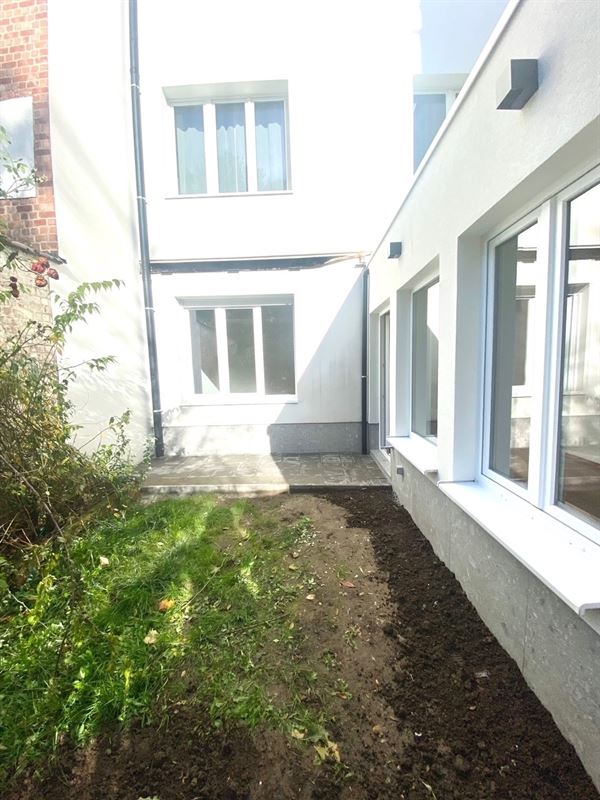 Image 5 : Apartemnt with garden IN 1050 IXELLES (Belgium) - Price 1.100 €