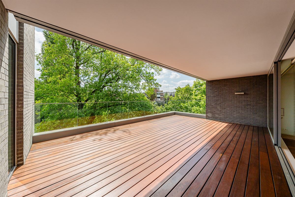 Image 3 : Appartement à 1050 IXELLES (Belgique) - Prix 3.450 €