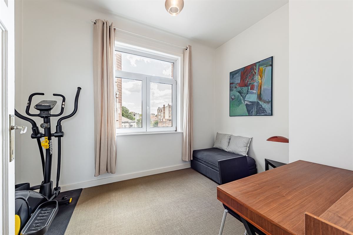 Image 16 : Appartement à 1050 IXELLES (Belgique) - Prix 2.350 €