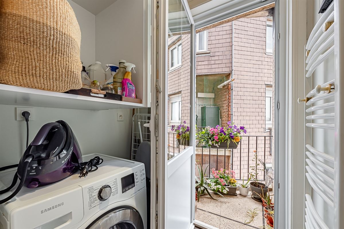 Image 9 : Appartement à 1050 IXELLES (Belgique) - Prix 2.350 €