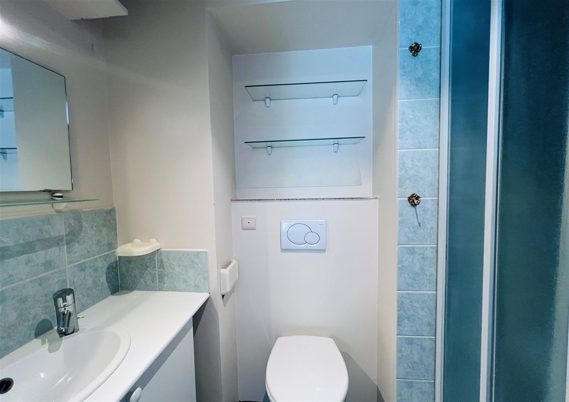 Image 9 : Appartement à 1040 ETTERBEEK (Belgique) - Prix 900 €