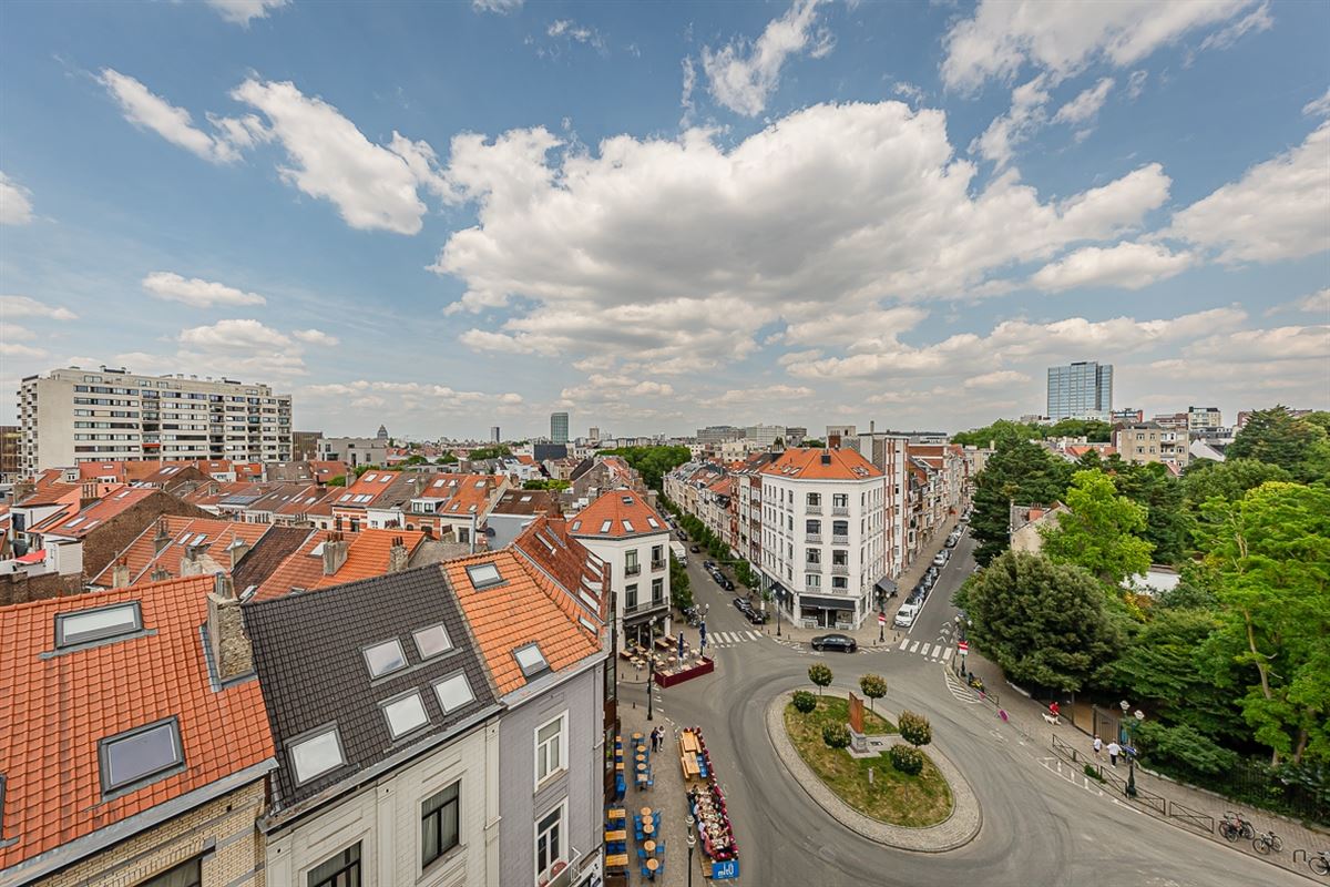 Image 17 : Appartement à 1050 IXELLES (Belgique) - Prix 2.350 €