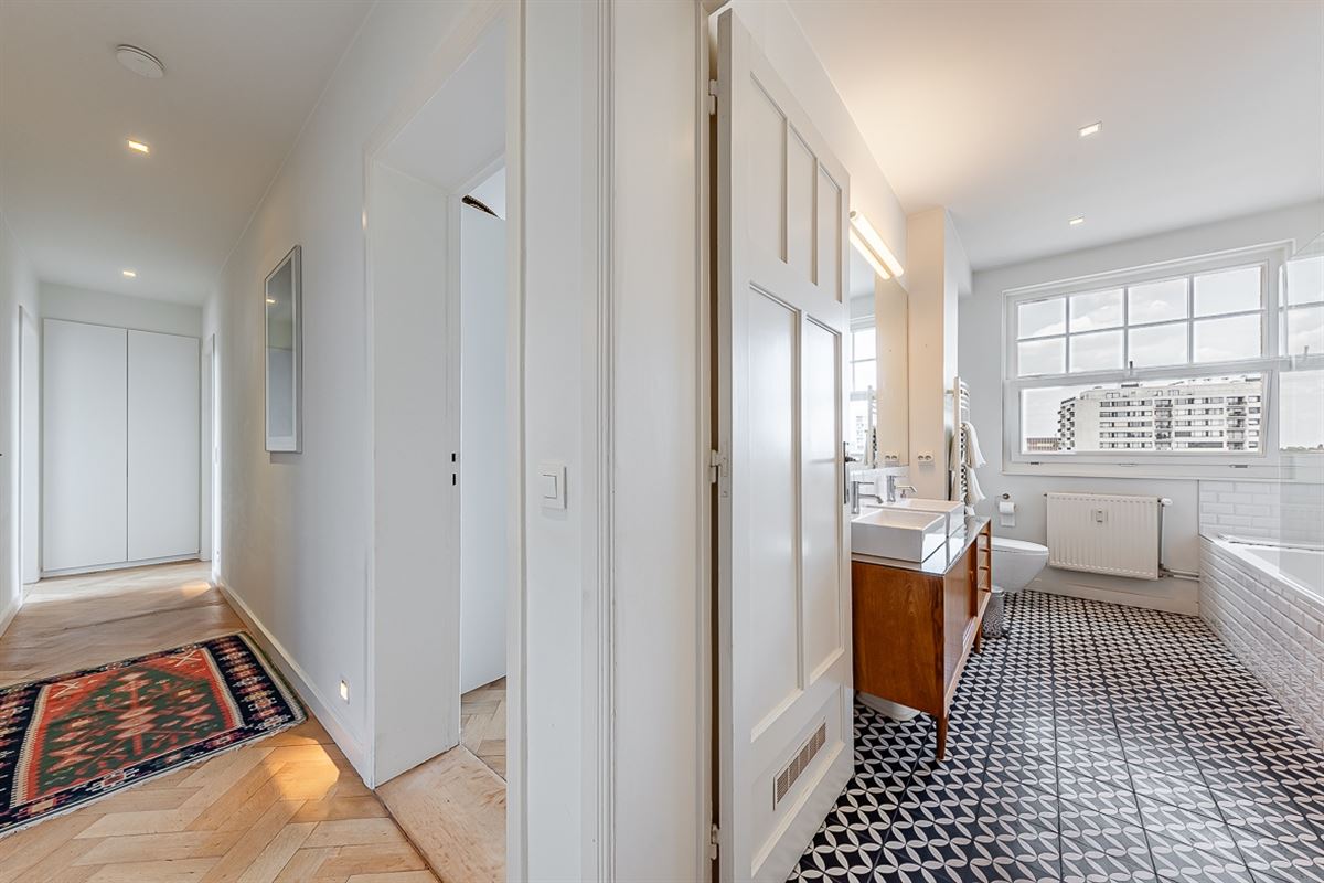 Image 11 : Appartement à 1050 IXELLES (Belgique) - Prix 2.350 €