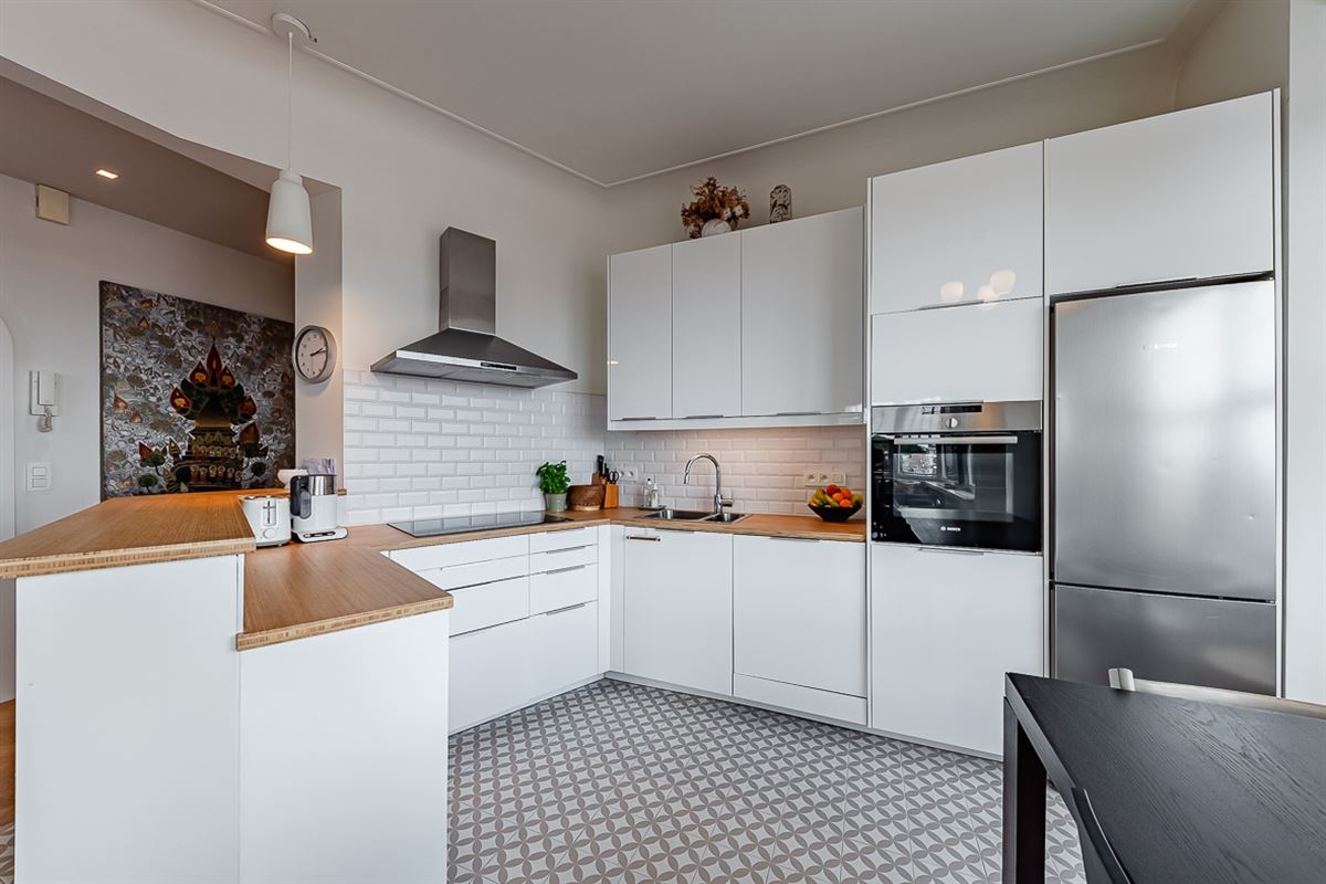 Image 8 : Appartement à 1050 IXELLES (Belgique) - Prix 2.350 €