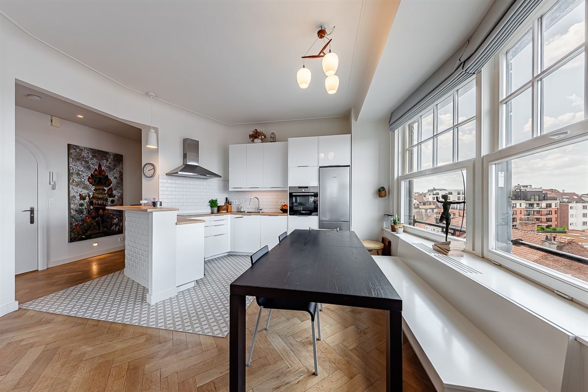 Image 4 : Appartement à 1050 IXELLES (Belgique) - Prix 2.350 €