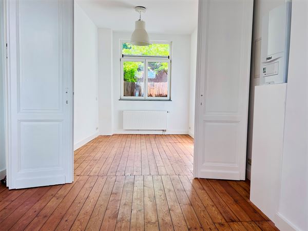 Bureaux à 1050 IXELLES (Belgique) - Prix 800 €