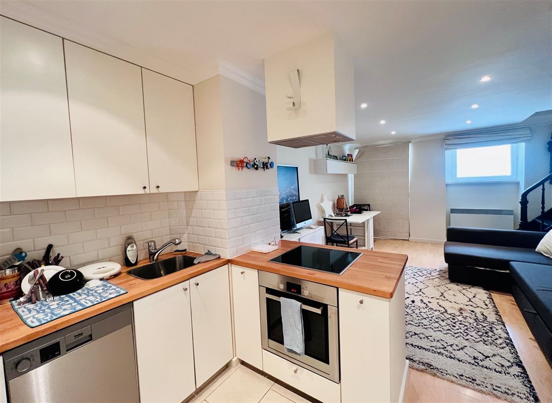 Image 3 : Studio à 1000 BRUXELLES (Belgique) - Prix 735 €